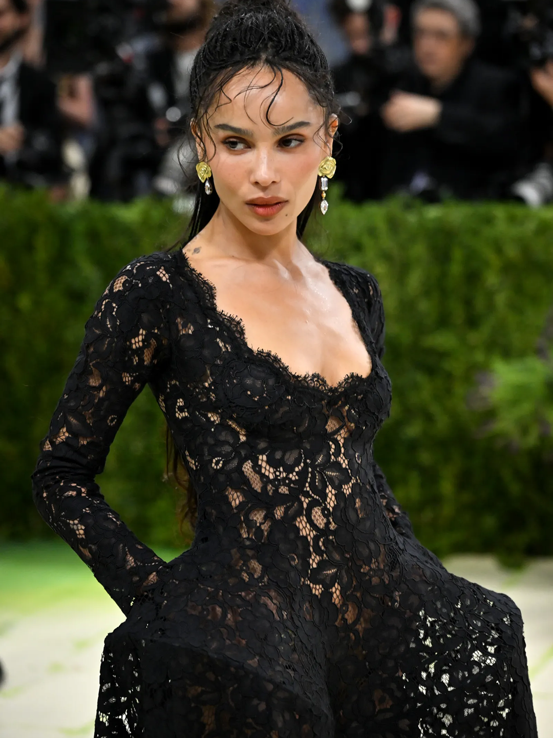 It's a Zoë Kravitz and we just live in it.